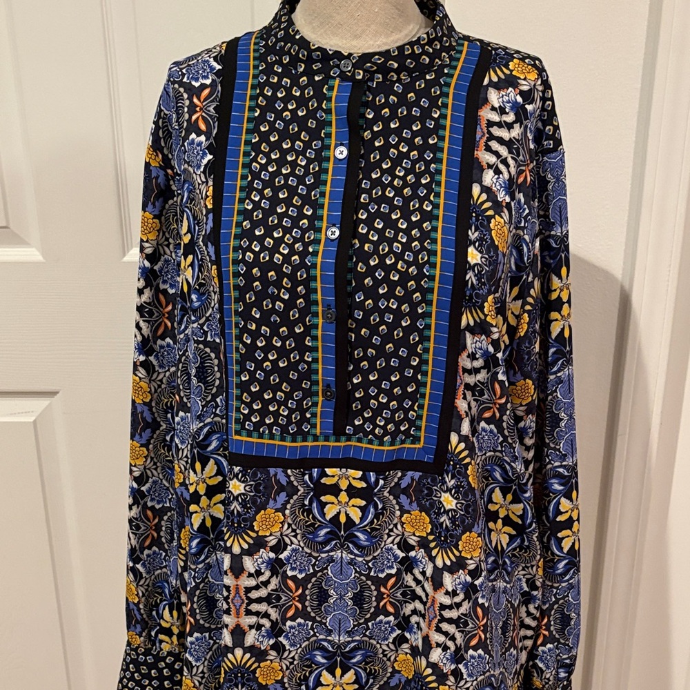 Loft flower pattern button front long sleeve blouse. Size XL